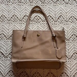Authentic Coach Peyton Leather Zip Top Tote Bag – Sand/Beige (F27349) Work Bag